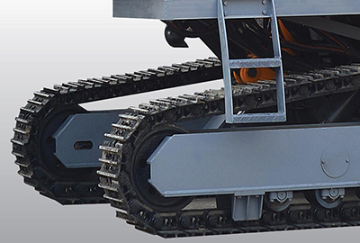 Steel track adaptable to all terrains