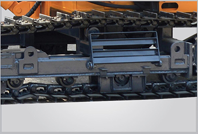 Steel track adaptable to all terrains