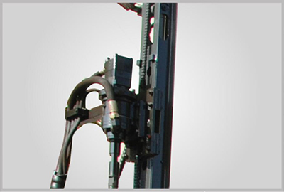 Steel track adaptable to all terrains