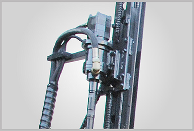 Steel track adaptable to all terrains